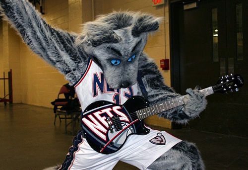 Sly the Silver Fox New Jersey Nets Mascot 2001-2002 Bobblehead